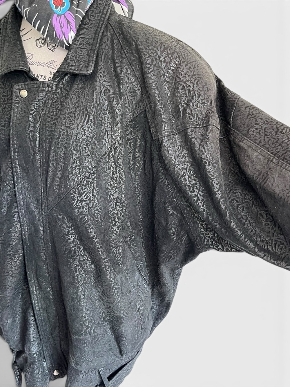 Vintage Embossed Textured Black Leather Bomber Jacket Oversized Batwing 80s - Picture 3 of 12